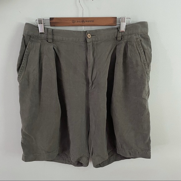 Tommy Bahama Other - Tommy Bahama | Men’s Green Silk Shorts Pleated 36